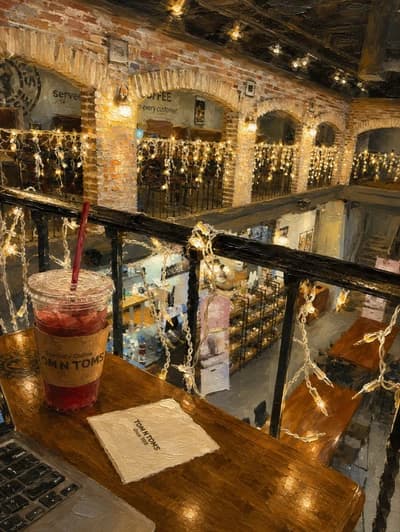 All day café atmosphere